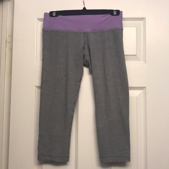Lululemon Wunder Under crops - Picture 1 of 4